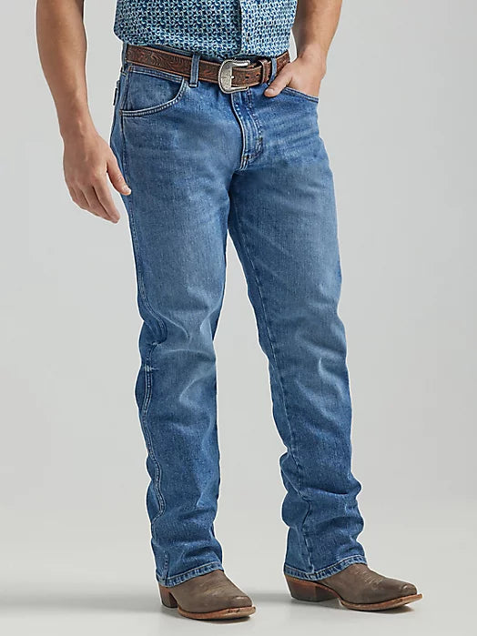 THE WRANGLER RETRO® PREMIUM JEAN: MEN'S SLIM BOOT IN SHORTHORN | 112325796