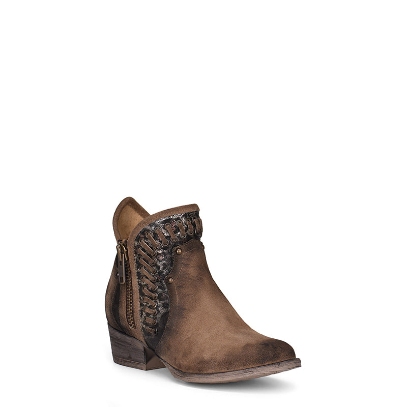 Q0199 | Women's Cutout Brown Boot